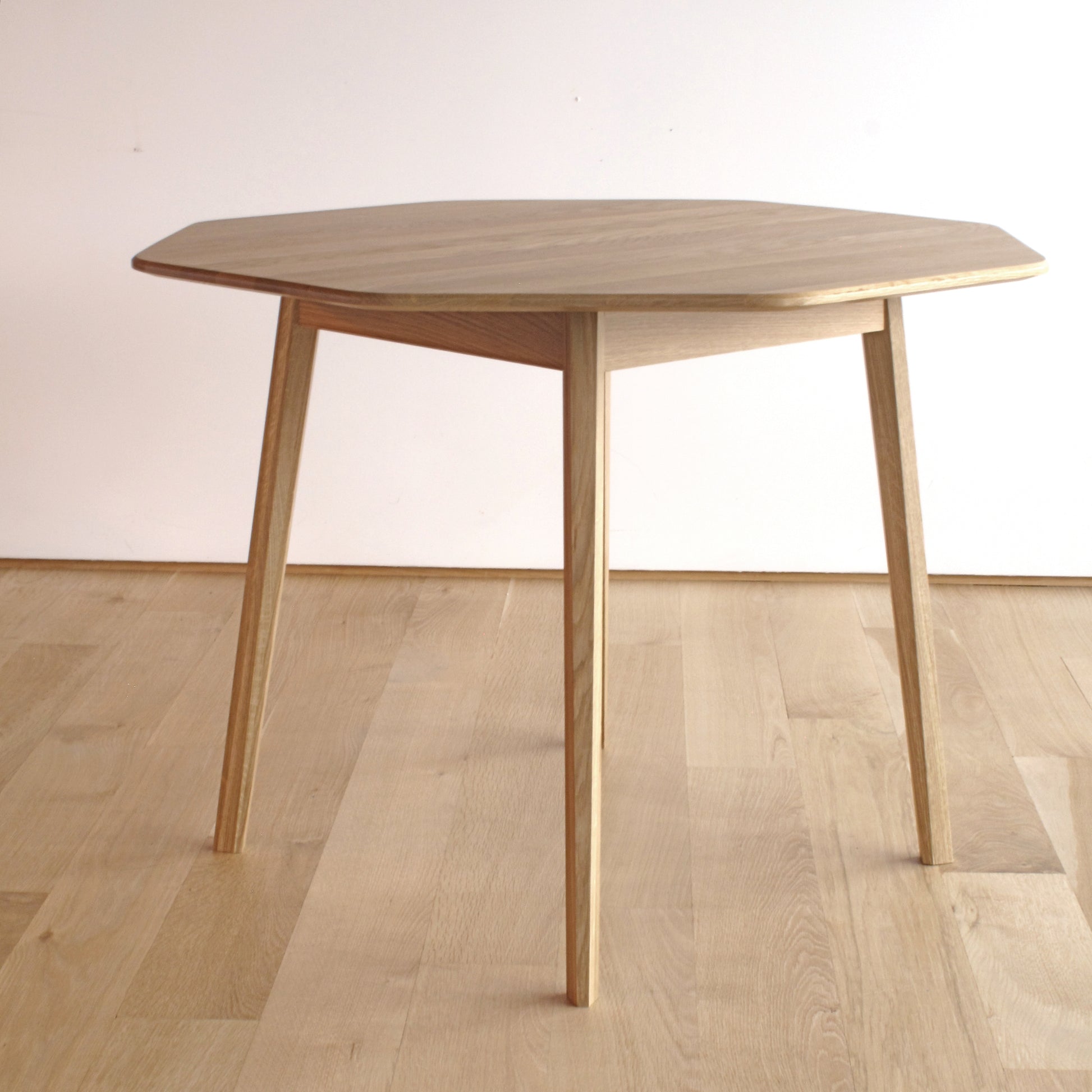 Table Verso Octogonale