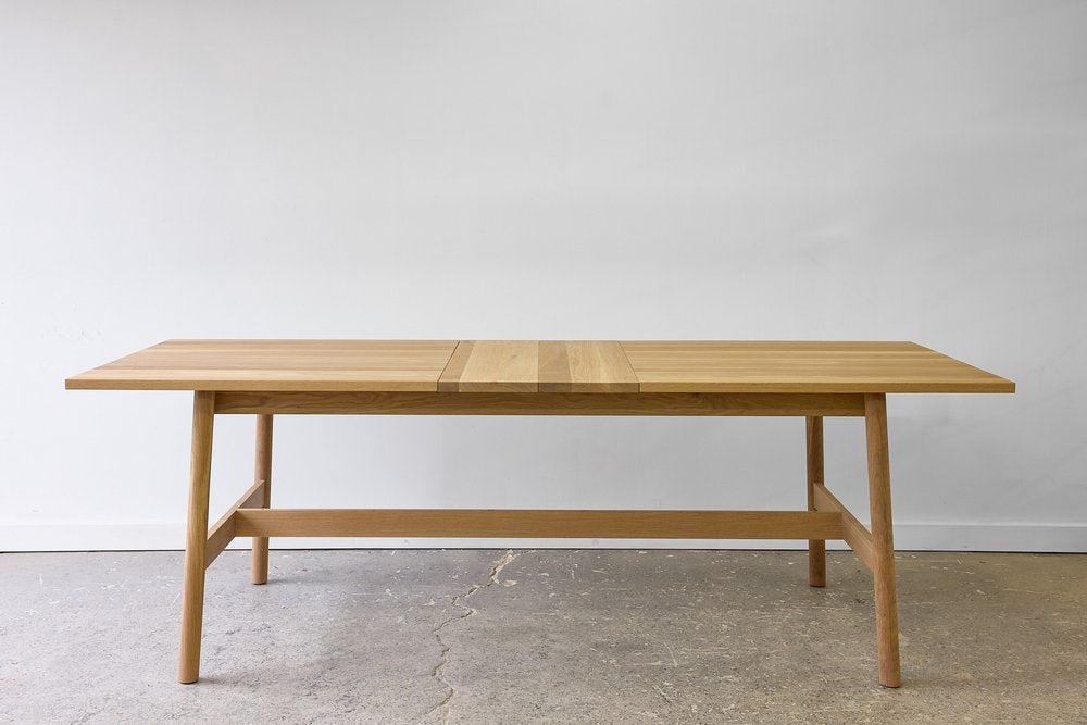 Table Aki