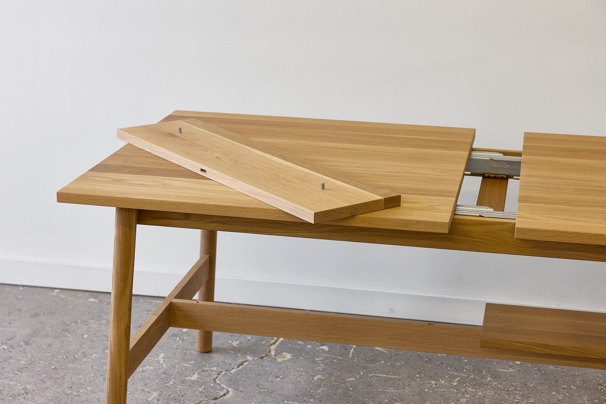 Table Aki